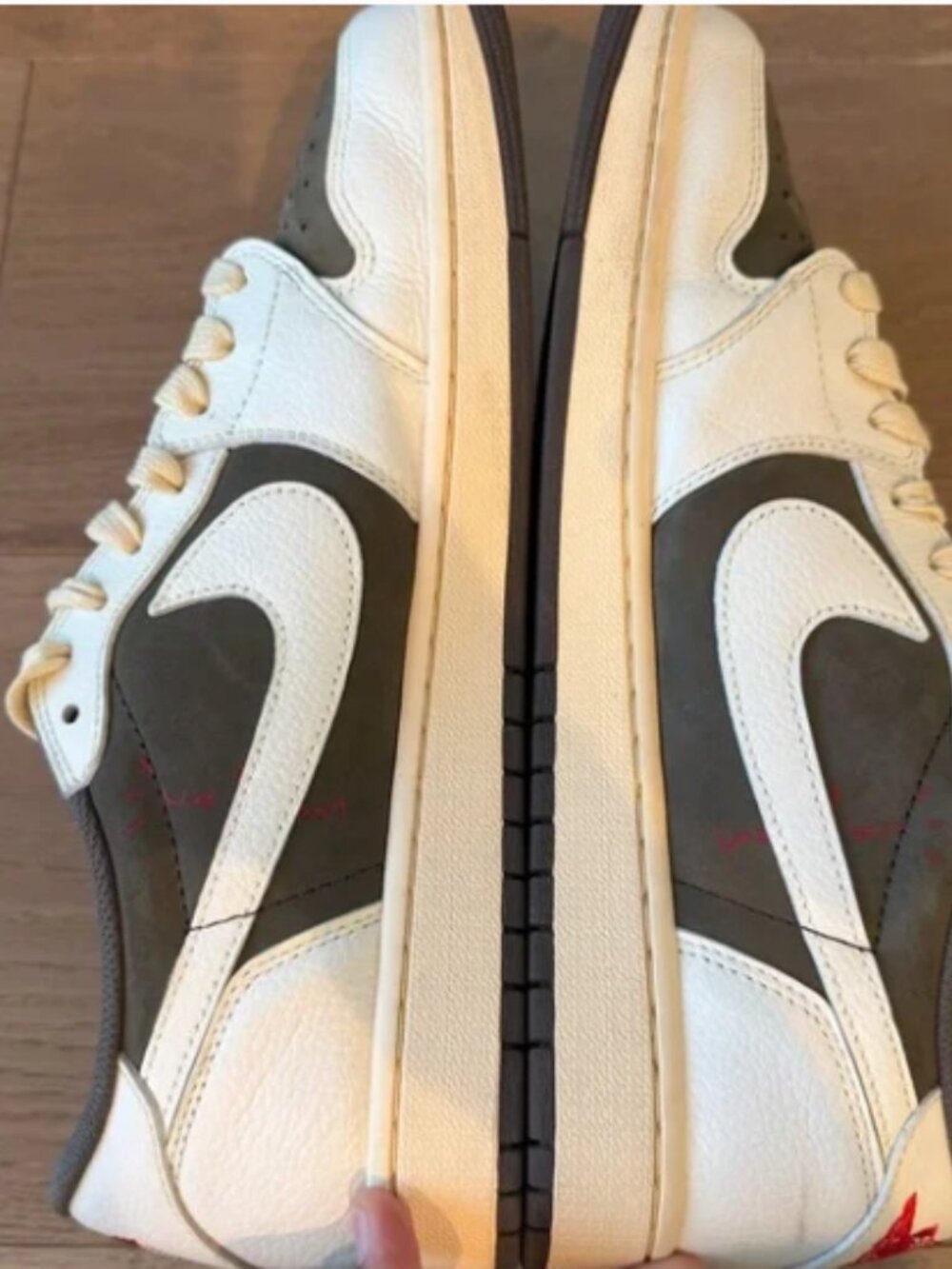 Air Jordan x Travis Scott 1 retro low OG reverse mocha
